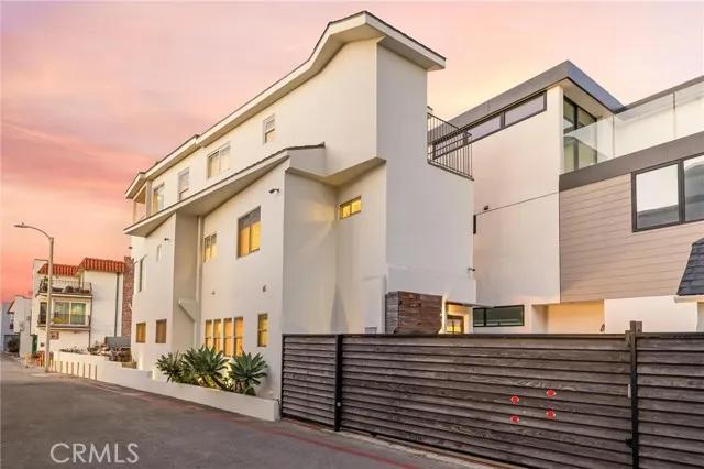 18 5th Street, Hermosa Beach Ca 90254 | Detached 44