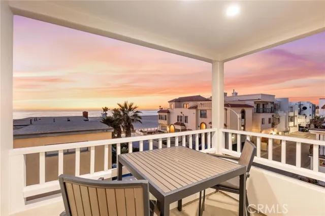 18 5th Street, Hermosa Beach Ca 90254 | Detached 48