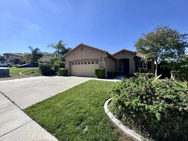 804 El Dorado Court, Lake Elsinore Ca 92530 | Detached 3