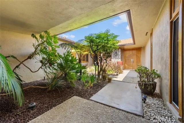 6633 S Sherbourne Drive, Los Angeles Ca 90056 | Detached 12