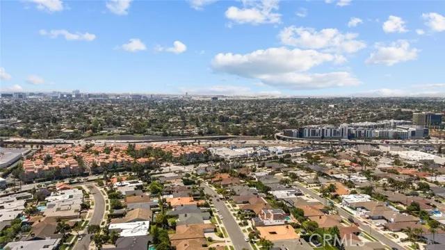 6633 S Sherbourne Drive, Los Angeles Ca 90056 | Detached 53