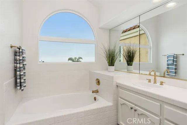 906 Calle Venezia, San Clemente Ca 92672 | Detached 25