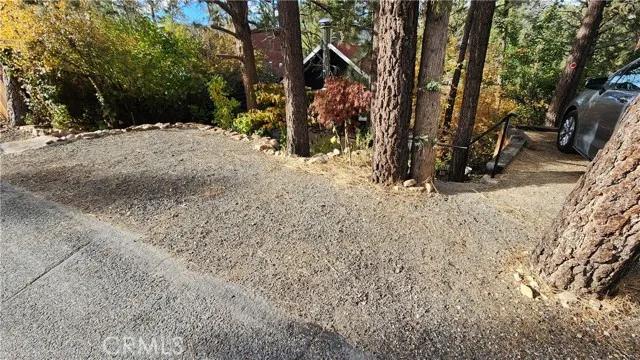 121 E Aeroplane Boulevard, Big Bear City Ca 92314 | Detached 6