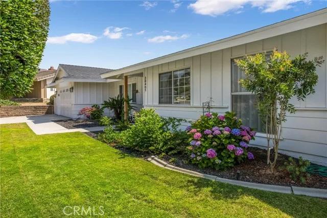 28401 Coachman Lane, Highland Ca 92346 | Detached 3