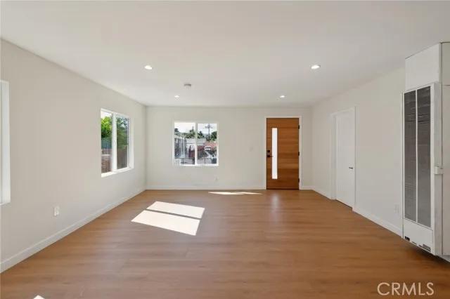 336 Gifford Avenue, Los Angeles Ca 90063 | Detached 7