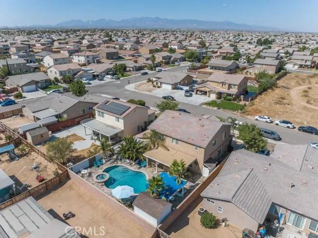 13645 Breckenridge Lane, Victorville Ca 92392 | Detached 33