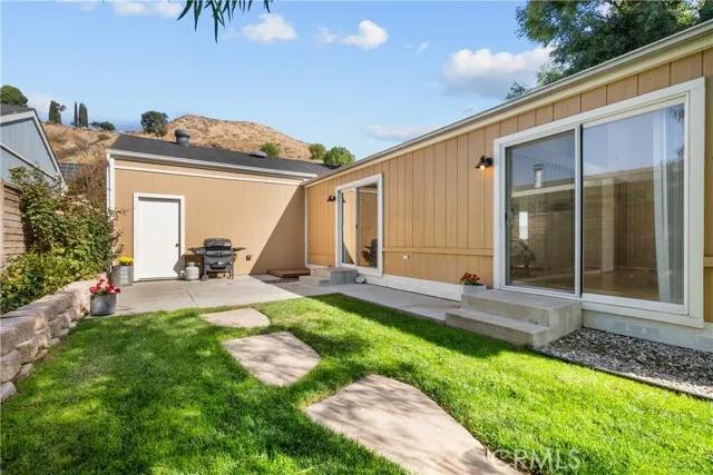 19778 Northcliff, Canyon Country Ca 91351 | Detached 33