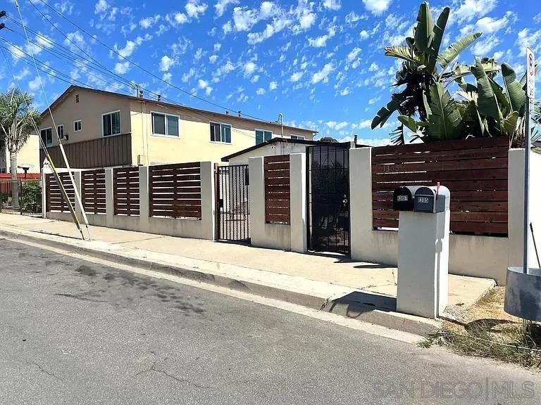 1305 Puls St, Oceanside Ca 92058 | Detached 28