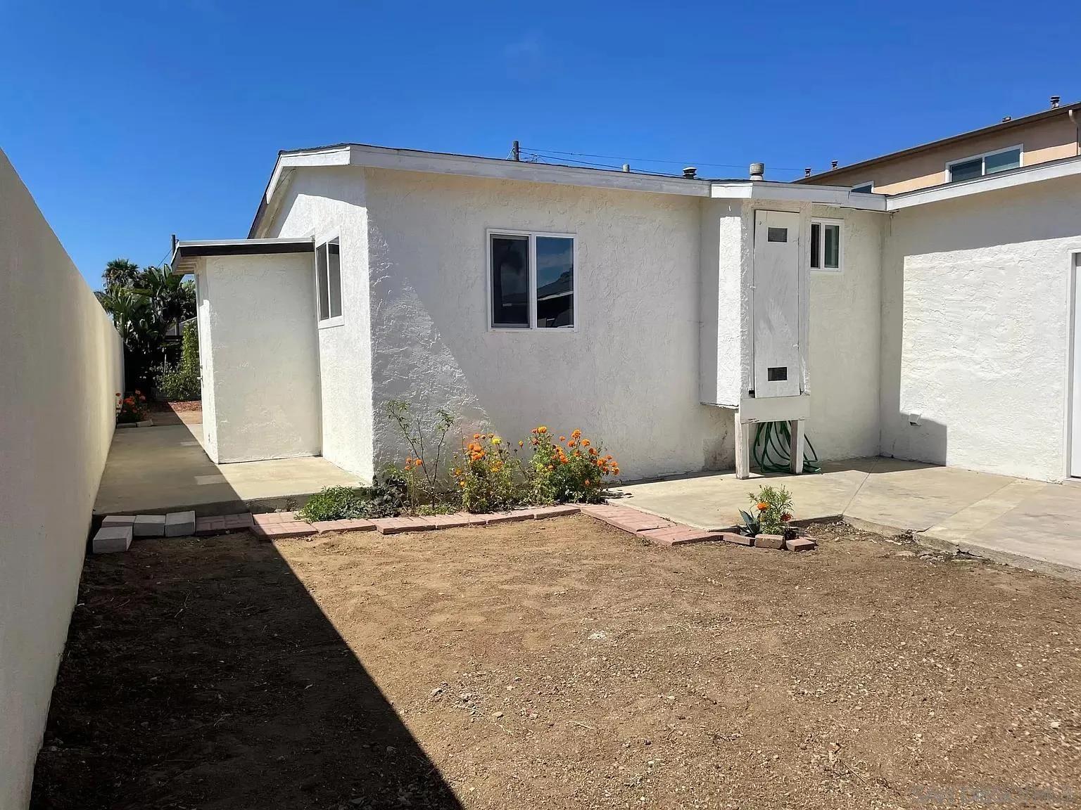 1305 Puls St, Oceanside Ca 92058 | Detached 22