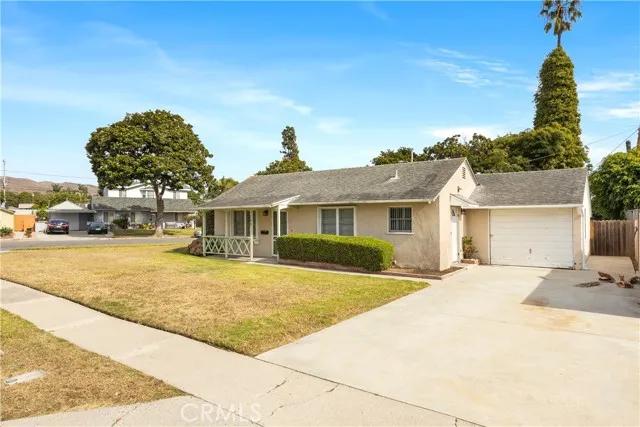 190 Eva Street, Ventura Ca 93003 | Detached 2