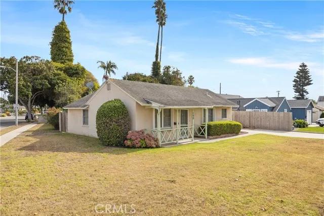 190 Eva Street, Ventura Ca 93003 | Detached 4