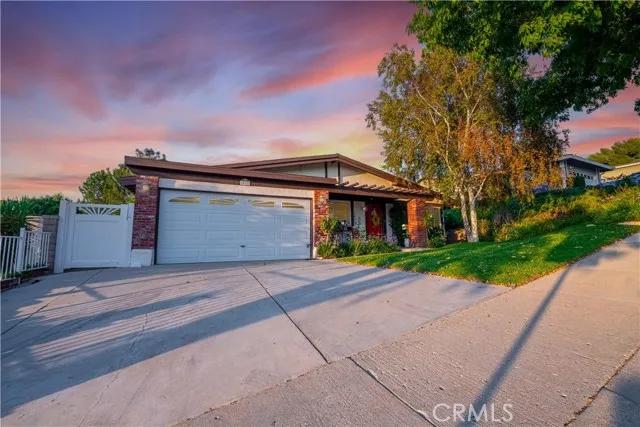 18727 Nadal Street, Canyon Country Ca 91351 | Detached 57