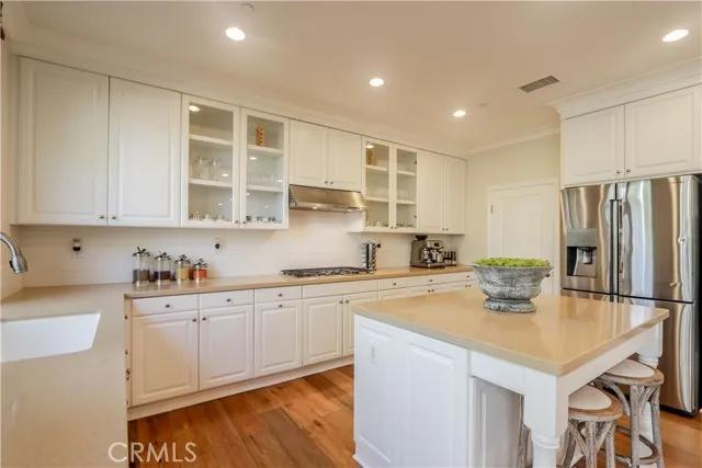 121 Beechmont, Irvine Ca 92620 | Detached 23