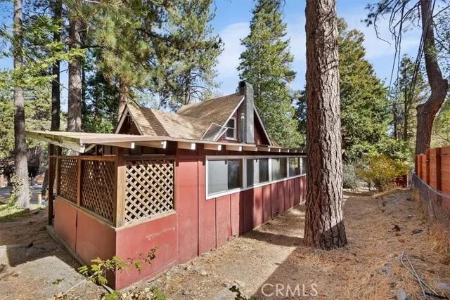 1647 Twin Lakes Drive, Wrightwood Ca 92397 | Detached 18