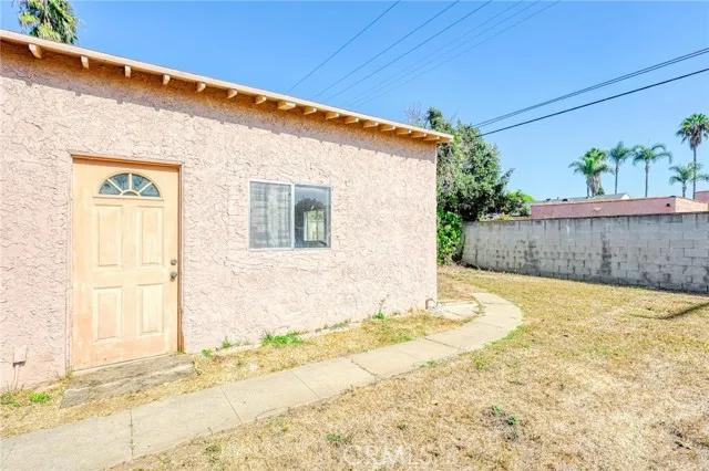 8814 S 3rd Avenue, Inglewood Ca 90305 | Detached 27