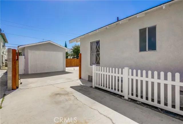 1446 Orange Avenue, Long Beach Ca 90813 | Detached 30