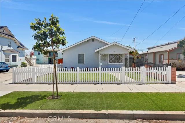 1446 Orange Avenue, Long Beach Ca 90813 | Detached 42