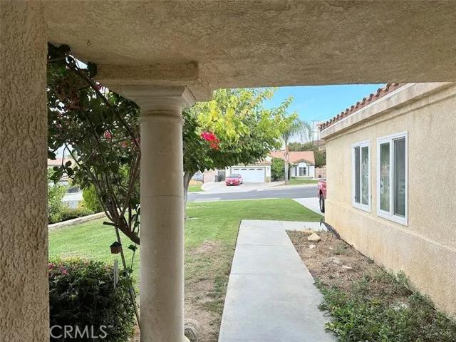 2594 Gunnison Way, Colton Ca 92324 | Detached 4