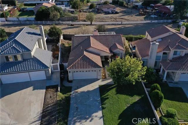 2594 Gunnison Way, Colton Ca 92324 | Detached 45