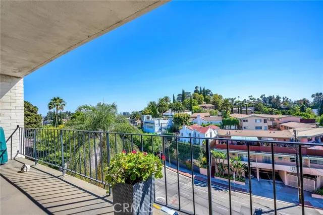 2260 N Cahuenga Boulevard # 502, Los Angeles Ca 90068 | All Other Attached 9