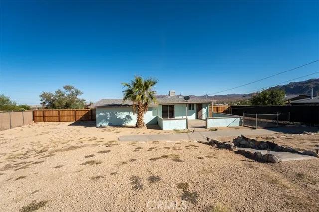 6166 Sun Court, Twentynine Palms Ca 92277 | Detached 23