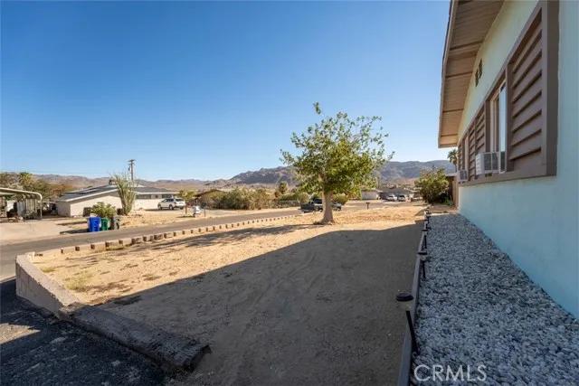 6166 Sun Court, Twentynine Palms Ca 92277 | Detached 3