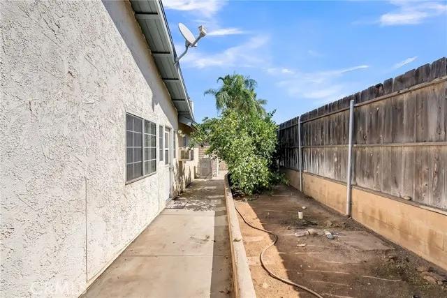 2851 Gratton Street, Riverside Ca 92504 | Detached 30