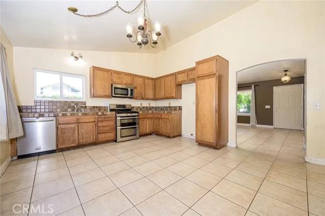 12502 Fern Avenue, Chino Ca 91710 | Detached 5