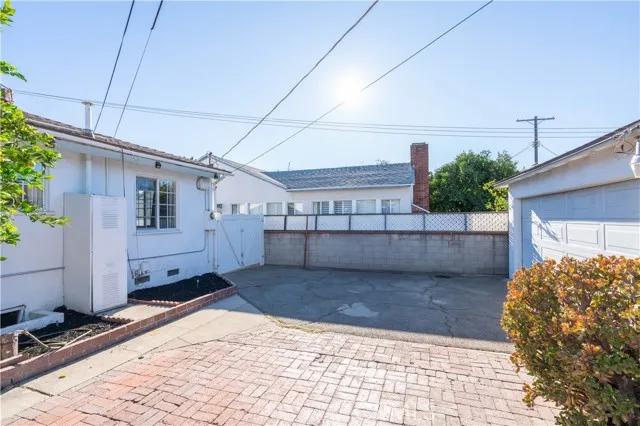 8607 Stansbury Avenue, Panorama City Ca 91402 | Detached 22