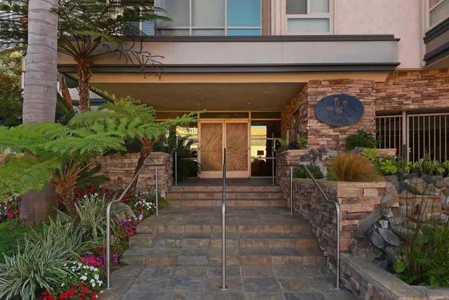 935 Genter St # 202, La Jolla Ca 92037 | All Other Attached 19