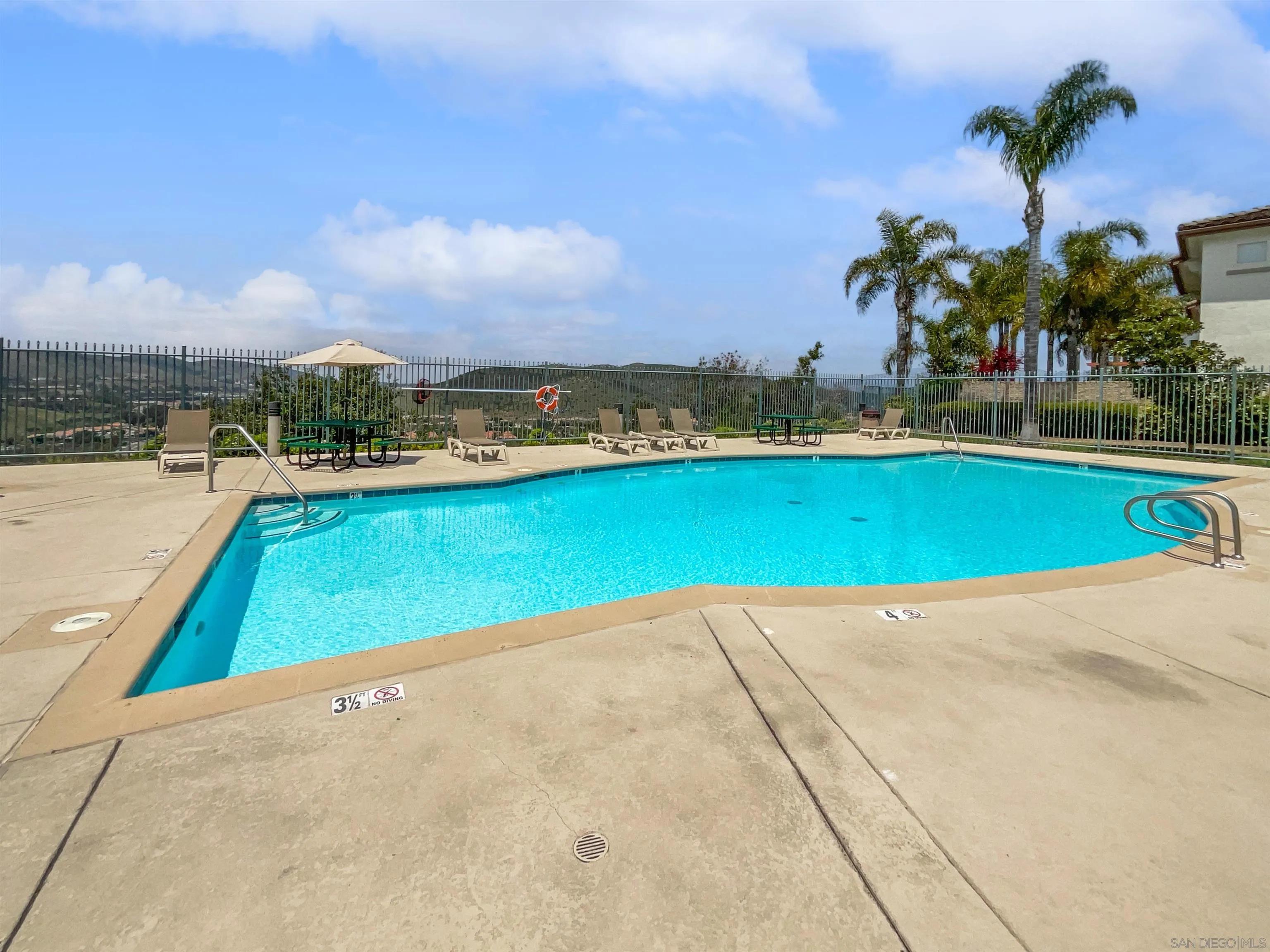 10940 Ivy Hill Dr # 4, Scripps Miramar Ca 92131 | Townhouse 6