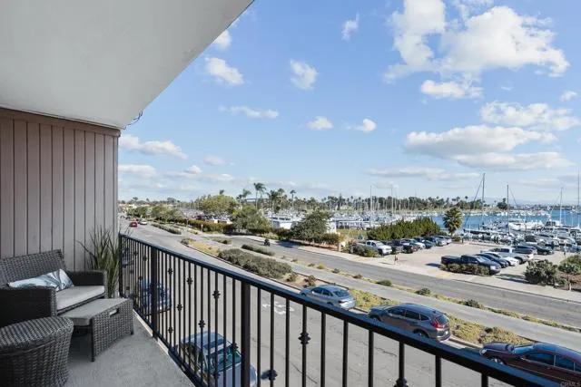 1623 Glorietta Boulevard, Coronado Ca 92118 | All Other Attached 12