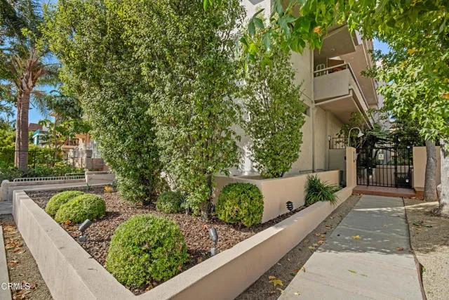 11915 Gorham Avenue # 3, Los Angeles Ca 90049 | All Other Attached 2