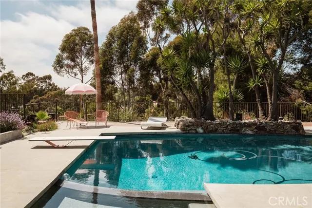 26591 Via California, Capistrano Beach Ca 92624 | Detached 33