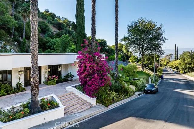 3453 Green Vista Drive, Encino Ca 91316 | Detached 30