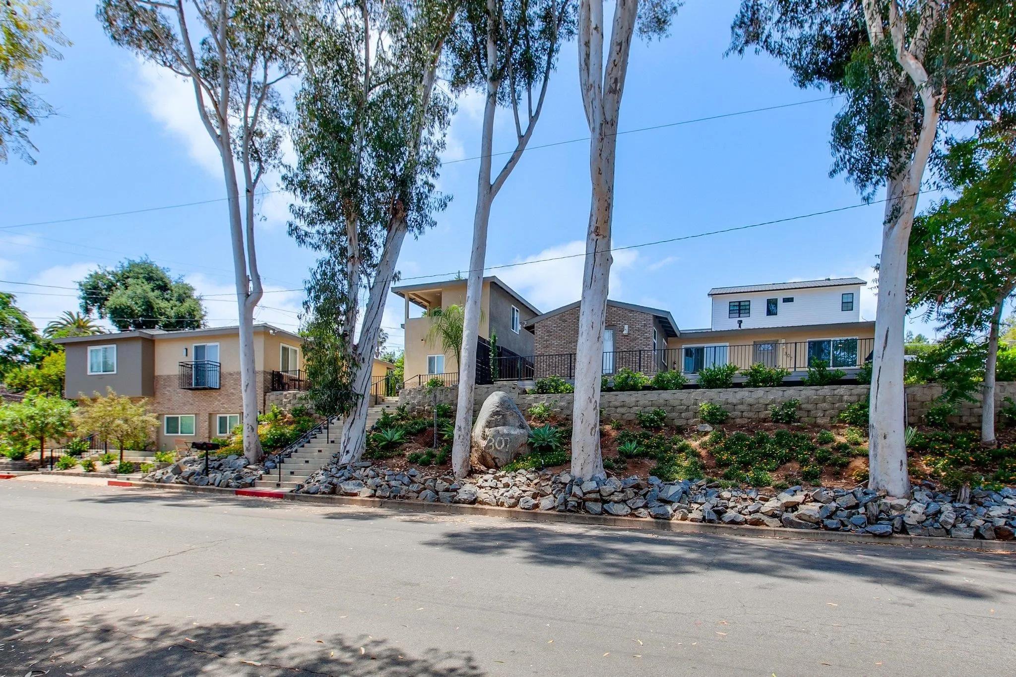 307-21 S Grape St, Escondido Ca 92025 | Multi Family 4