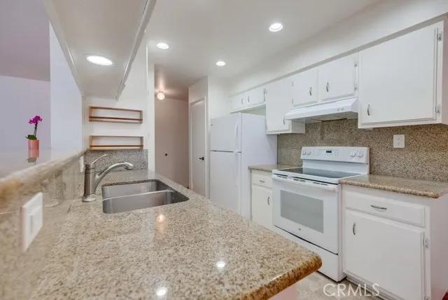 372 Carroll Park E # 205, Long Beach Ca 90814 | All Other Attached 10