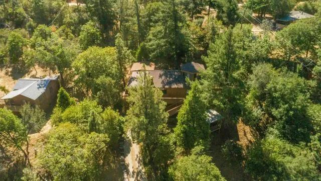 1275 Canyon Drive, Julian Ca 92036 | Detached 35