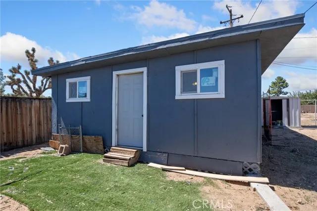 13206 Winona Road, Apple Valley Ca 92308 | Detached 32