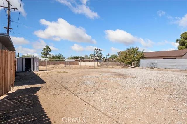 13206 Winona Road, Apple Valley Ca 92308 | Detached 30