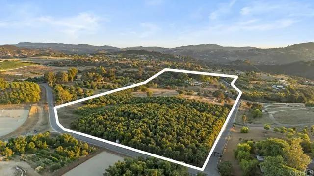 31123 Manzanita Crest Road, Valley Center Ca 92082 | Detached 28