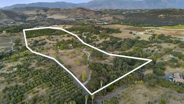 31123 Manzanita Crest Road, Valley Center Ca 92082 | Detached 30