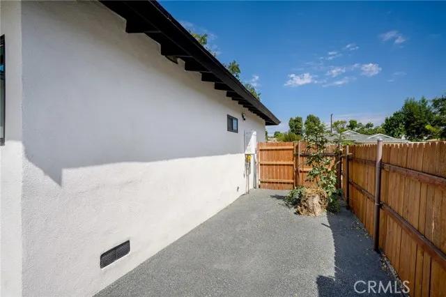 16734 Tribune St, Granada Hills Ca 91344 | Detached 21