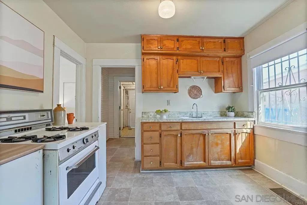 3162 L, San Diego Ca 92102 | Detached 5