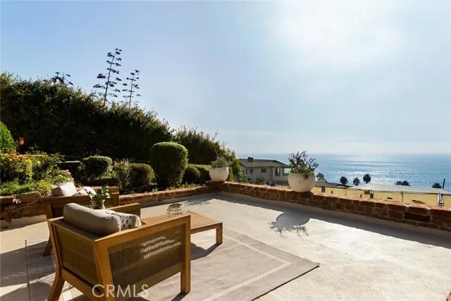 31112 Monterey Street, Laguna Beach Ca 92651 | Detached 59