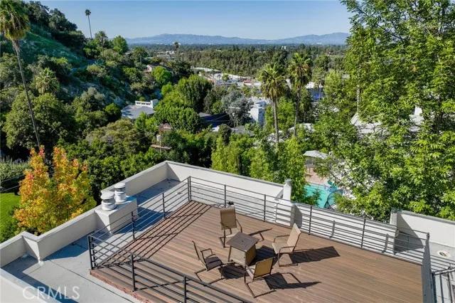 4148 Sunswept Drive, Studio City Ca 91604 | Detached 52