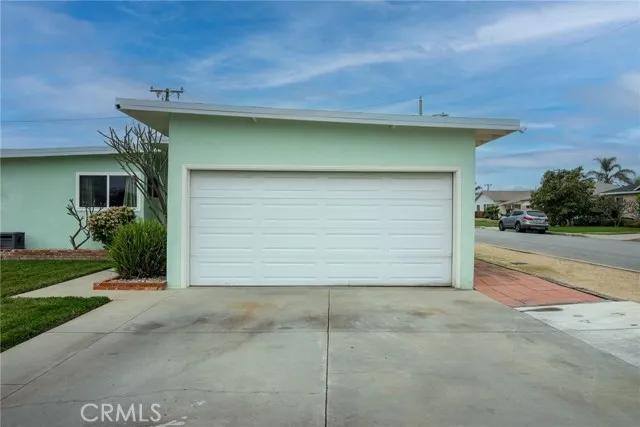 13503 Fidler Avenue, Bellflower Ca 90706 | Detached 29