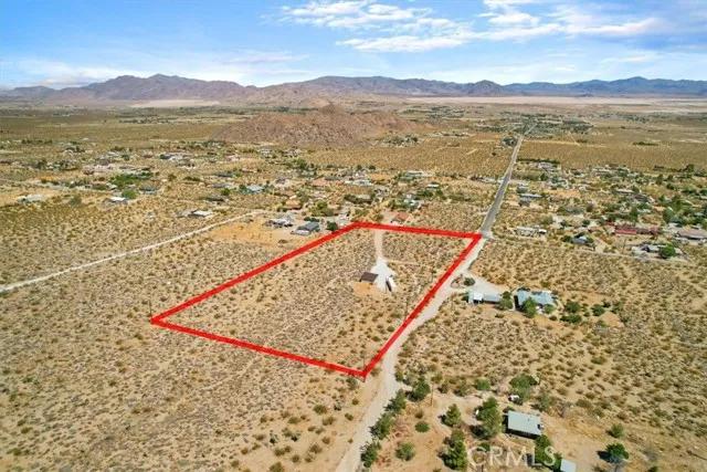 32475 Emerald Road, Lucerne Valley Ca 92356 | Detached 21