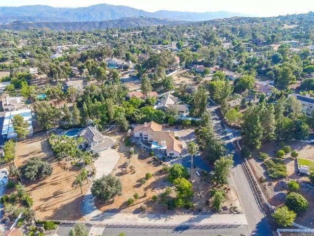 1692 Dewitt Estates Road, Alpine Ca 91901 | Detached 57