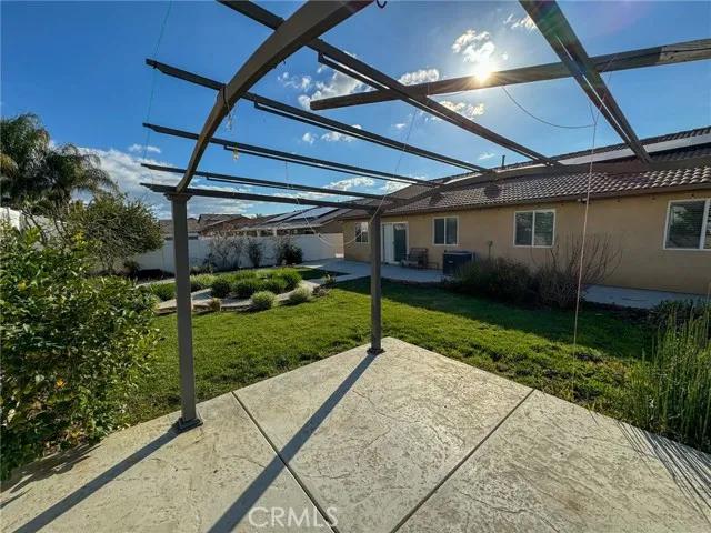 3083 Blue Cascade Drive, Perris CA 92571 | Detached 32